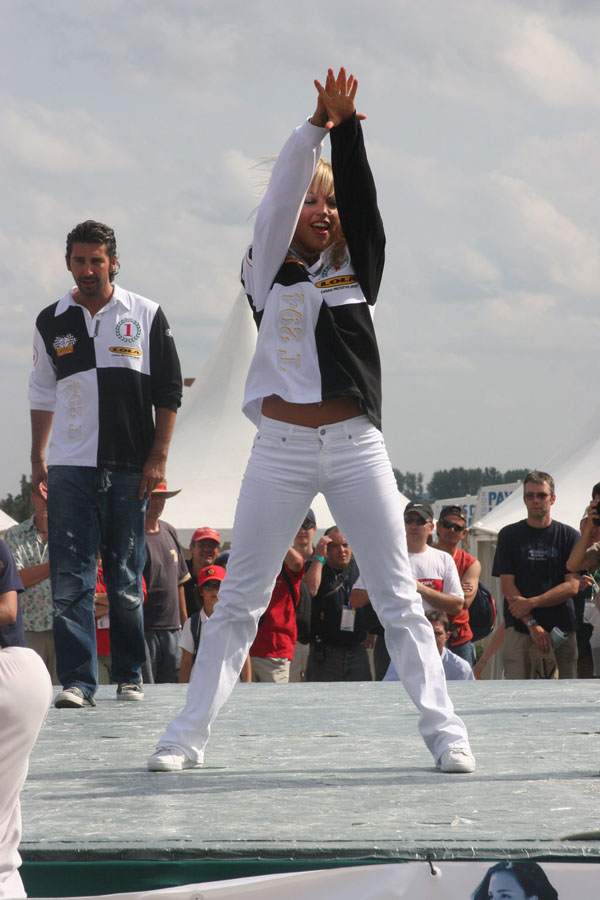 slideshow image